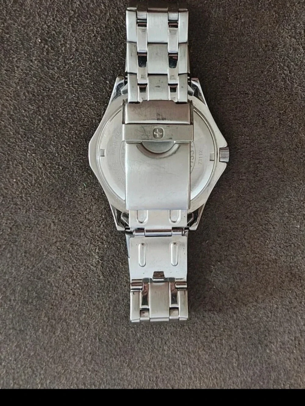 1990s Wenger Swiss Military 7311X Mens Watch